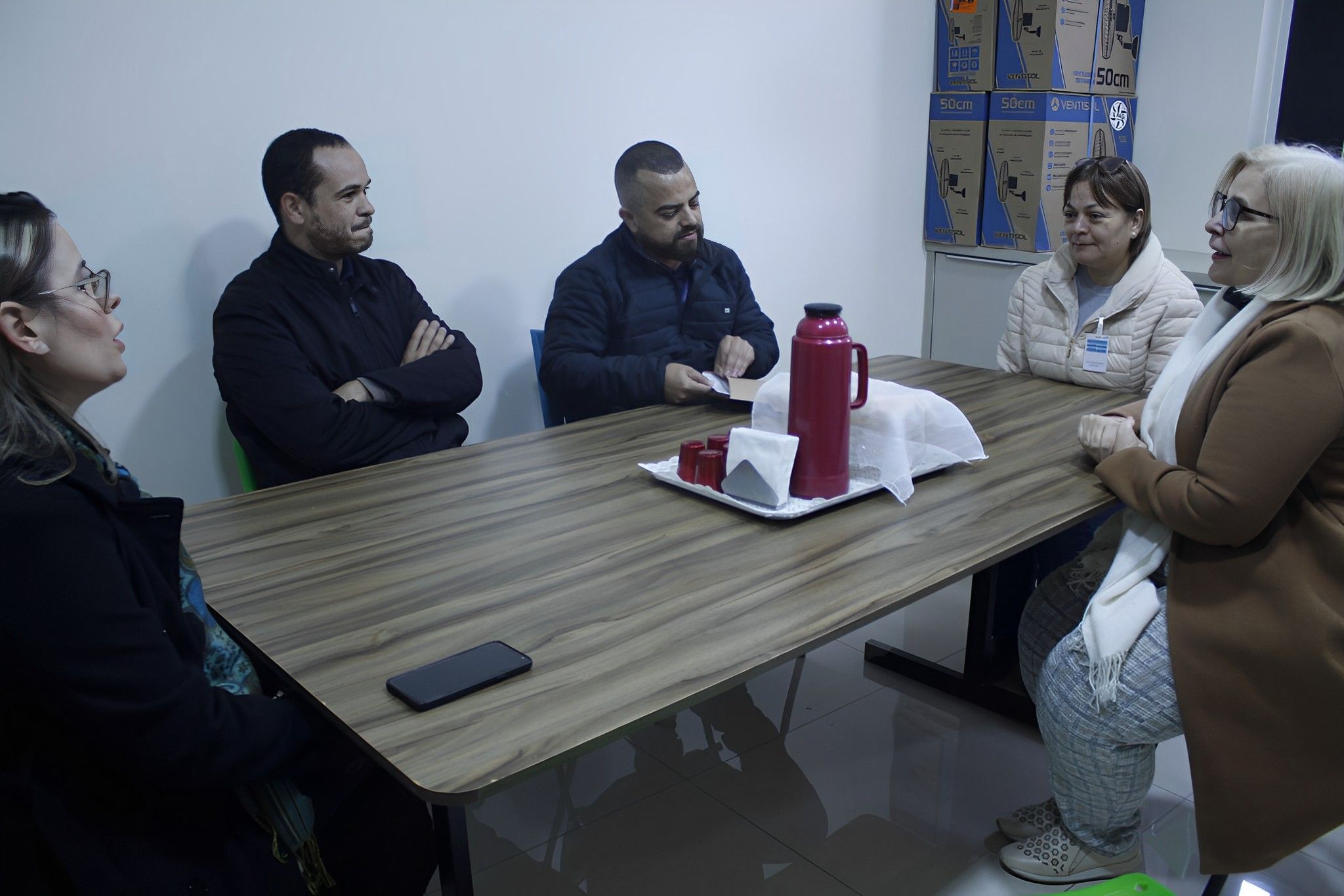 café da tarde com direção do hospital e empresas